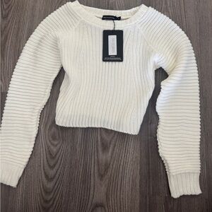 Size small brand new sweater